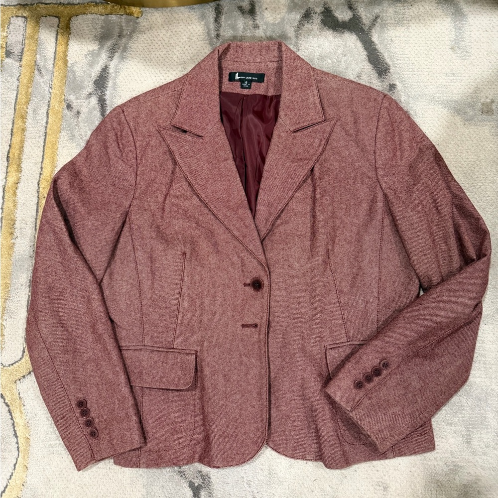 Larry Levine Suits women’s suit jacket/blazer size 16